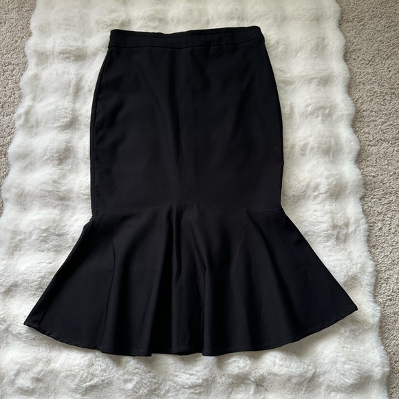 Tahari Black Stretch Flared Midi Pencil Skirt - Picture 2 of 7